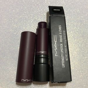 MAC lipstick in Noblesse